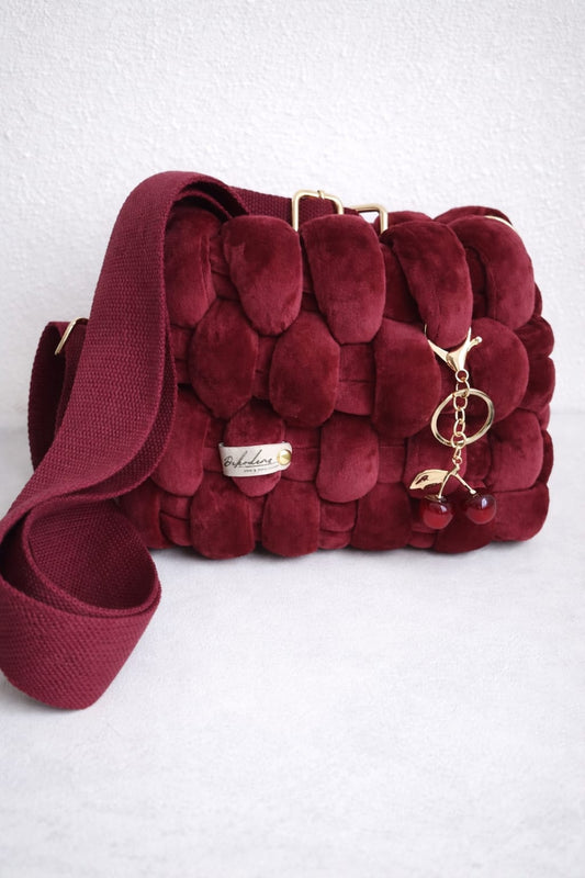 Moderne Umhängetasche handgemacht – Chunky Knit Bag  - Samt - Rot - 22x20cm
