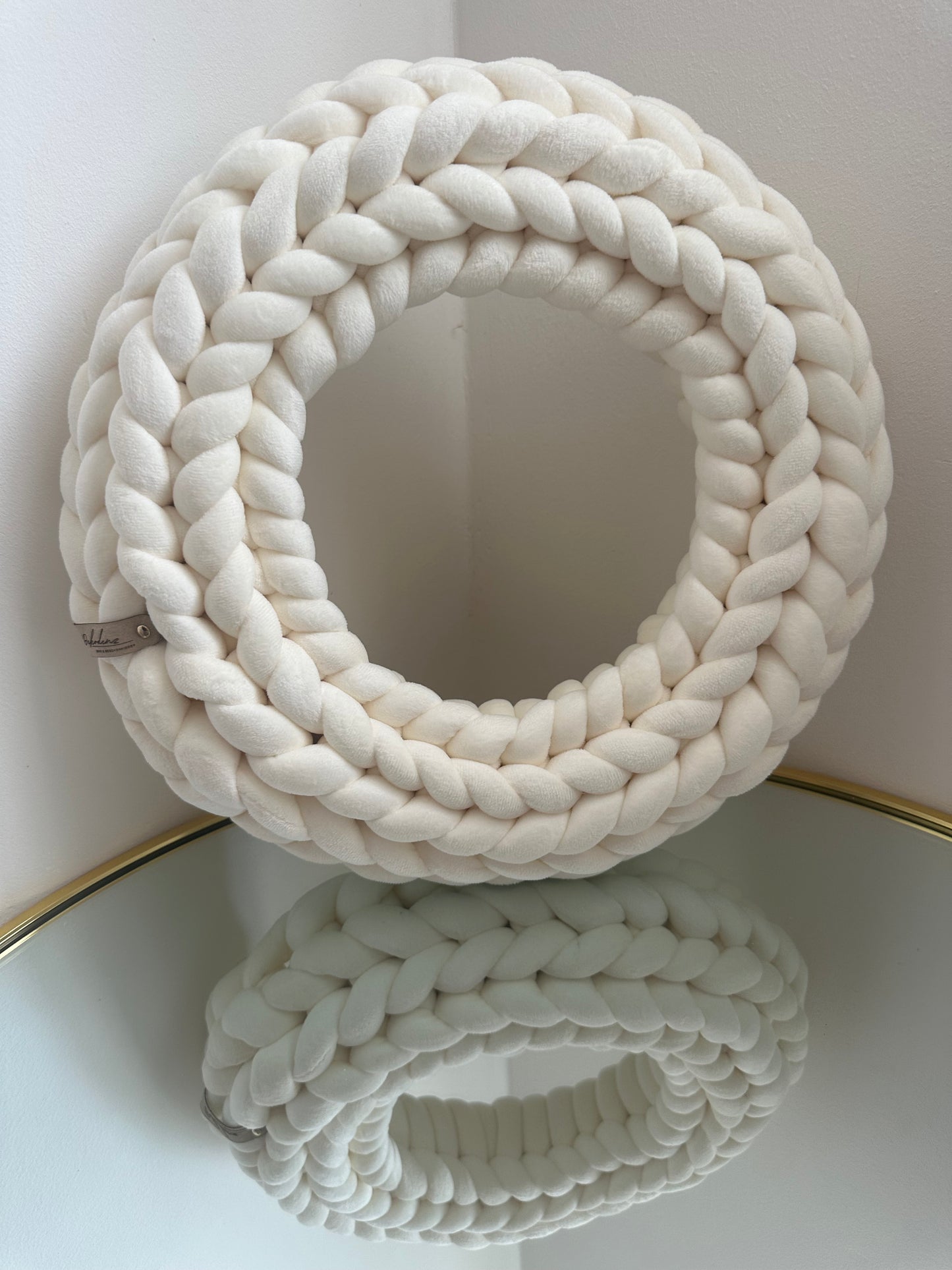 Samtkranz - Wollweiß - 36cm