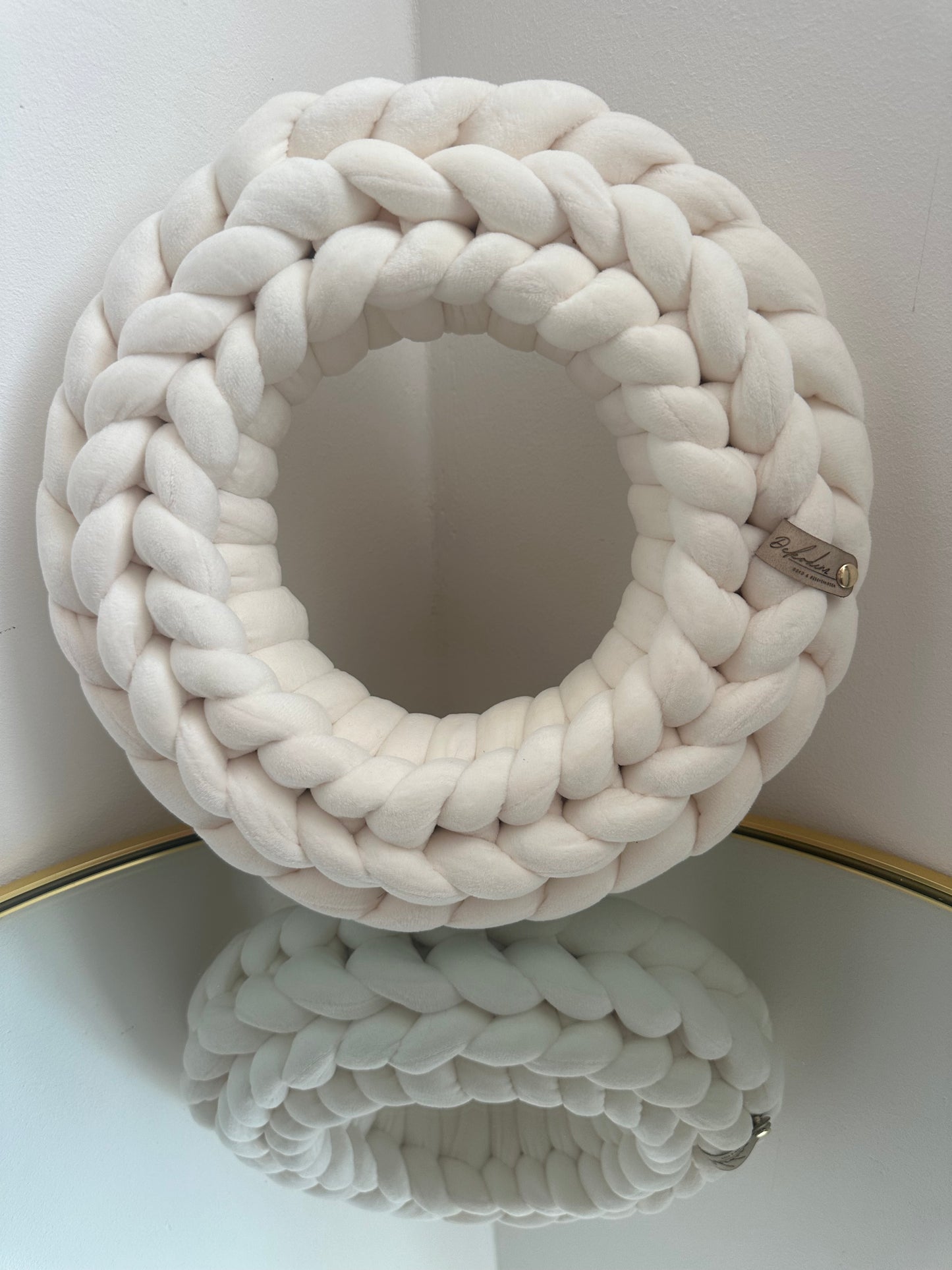 Samtkranz - Wollweiß - 30cm