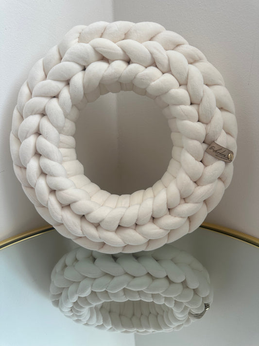 Samtkranz - Wollweiß - 30cm